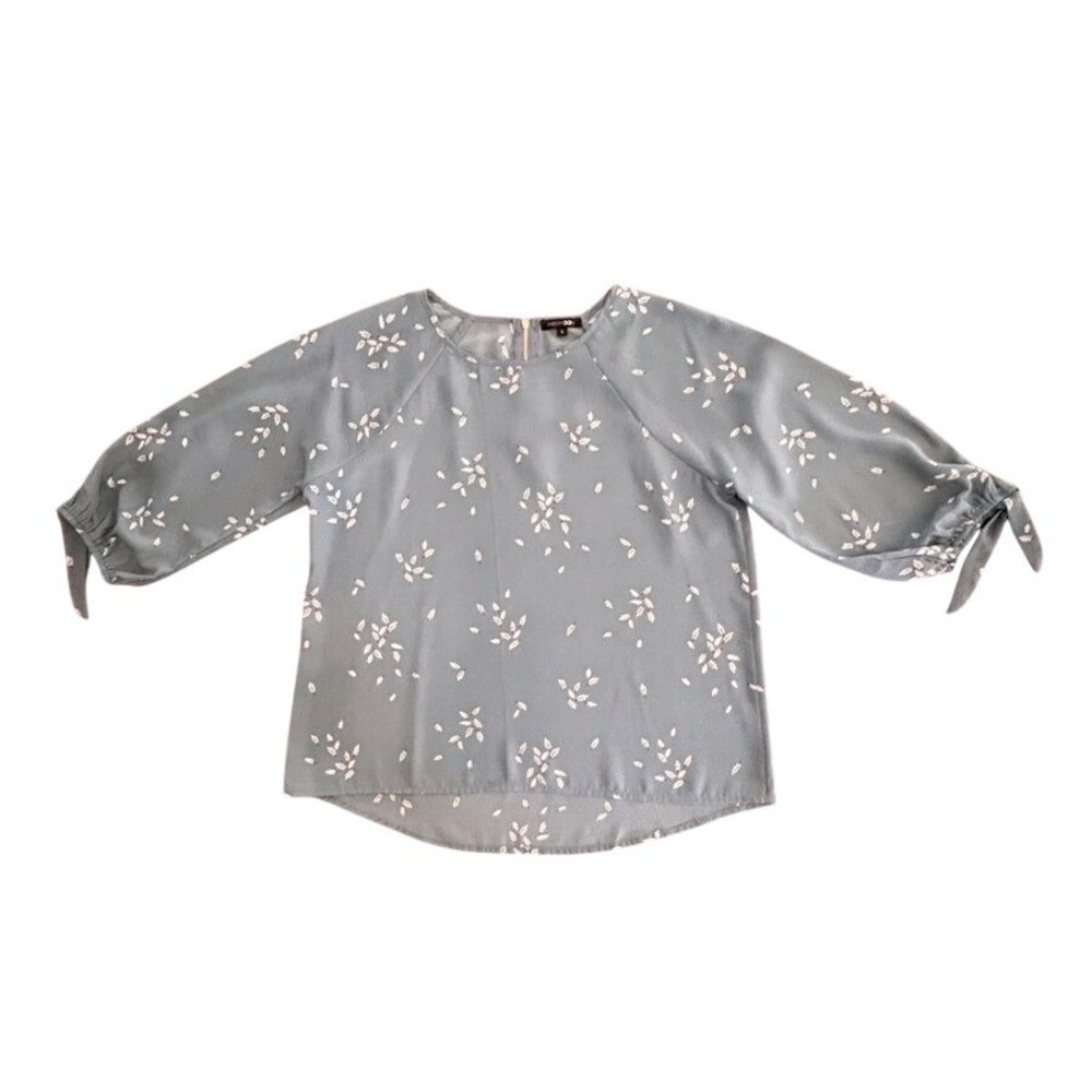 Paper Moon Womens Blouse Size L Blue Leaf Print 3/4 Tie Sleeve Back Zip Top